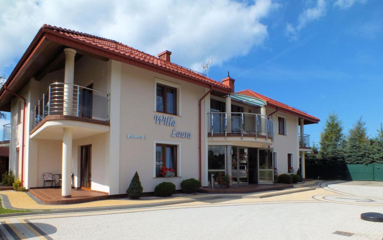 Willa Laura Rowy - Apartamenty Nad Morzem Exterior photo