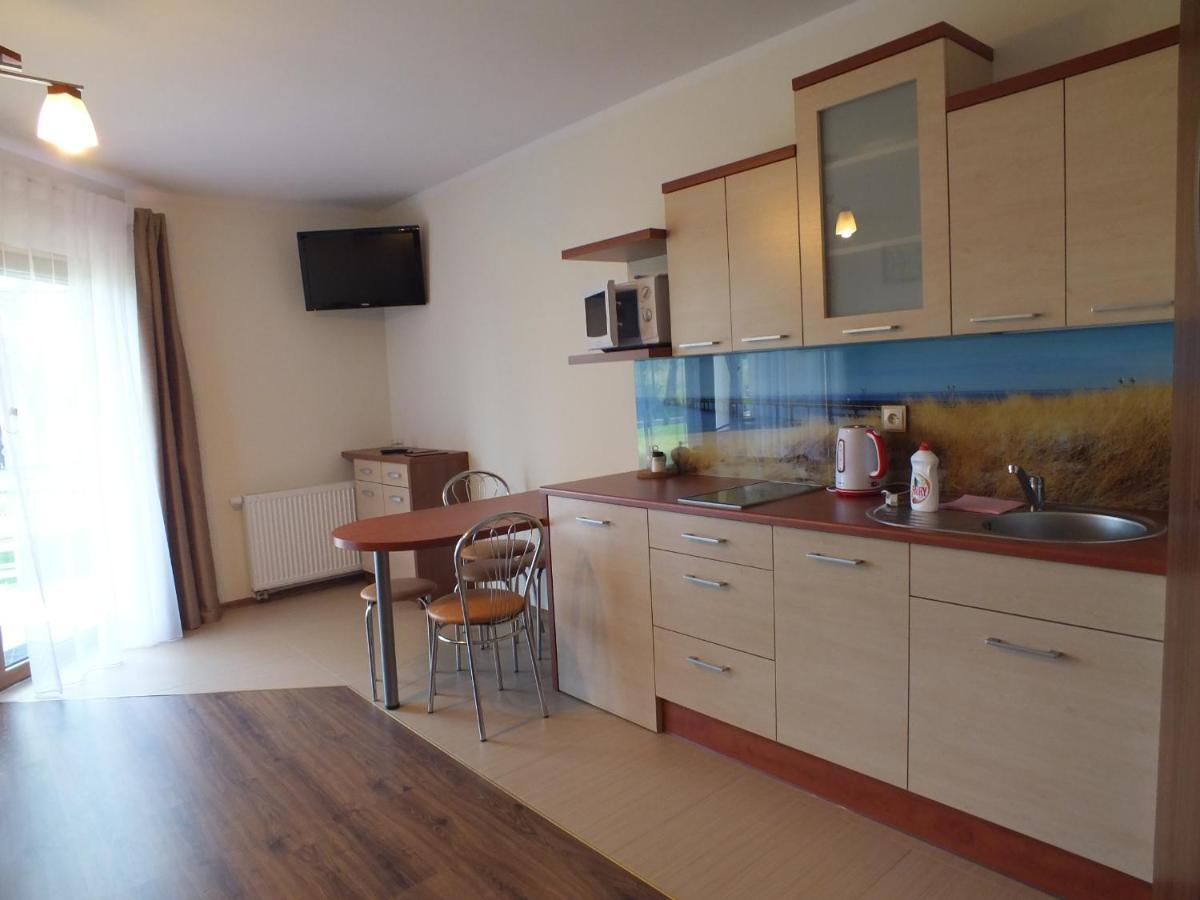 Willa Laura Rowy - Apartamenty Nad Morzem Exterior photo