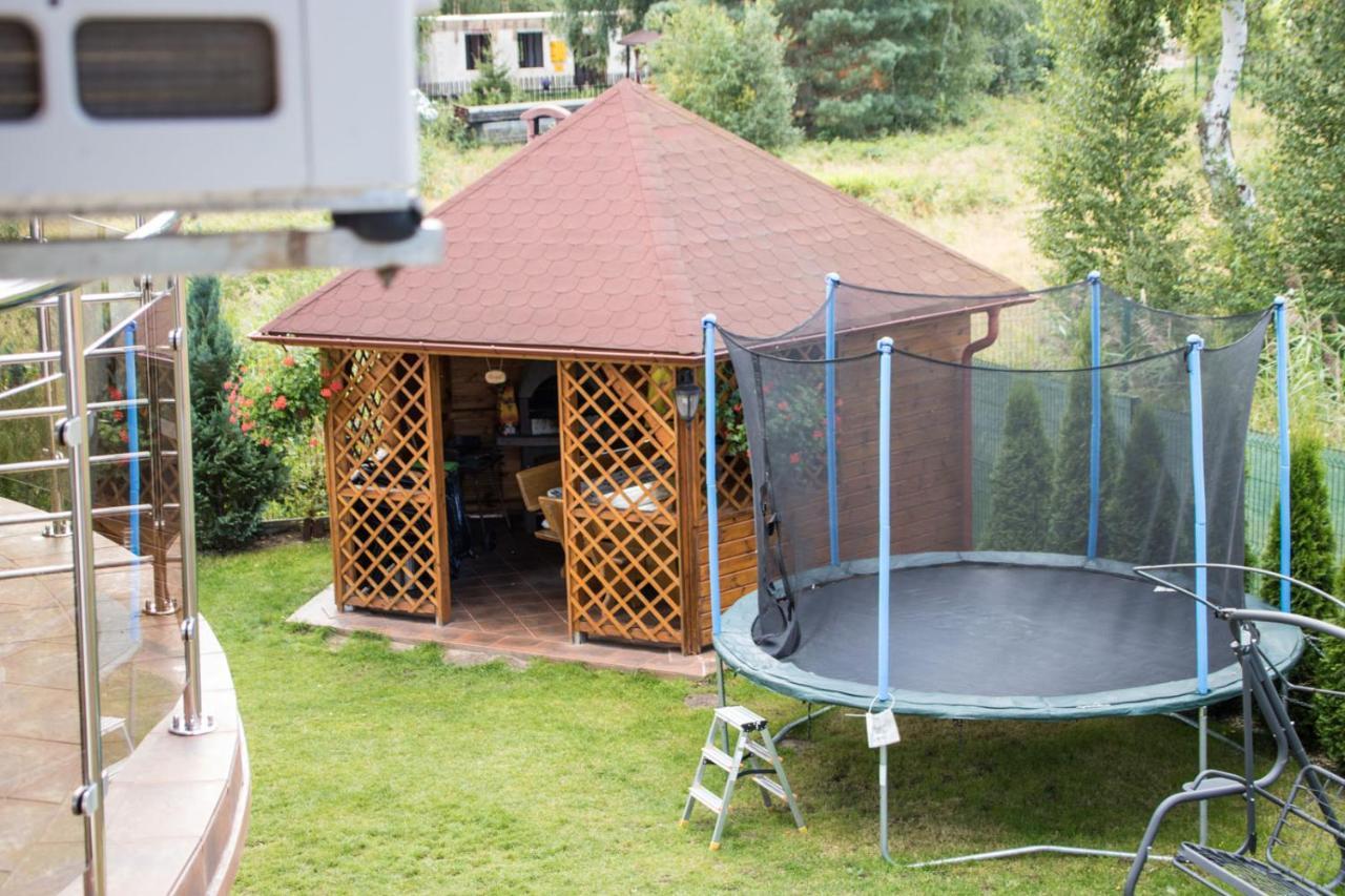 Willa Laura Rowy - Apartamenty Nad Morzem Exterior photo